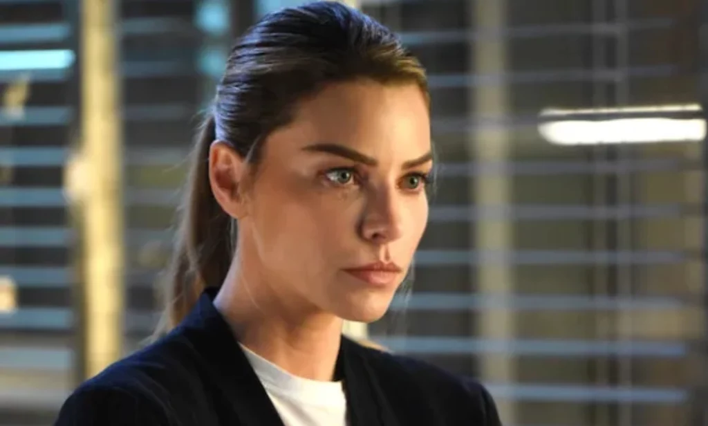 Lauren German as Chloe Decker